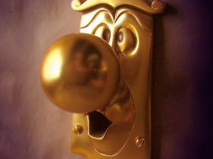 Alice In Wonderland Doorknob | Million Dollar Gift Ideas