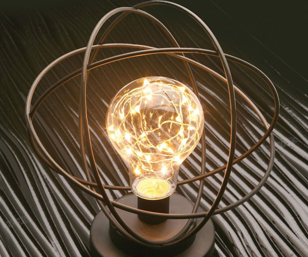 Atom Desk Lamp
