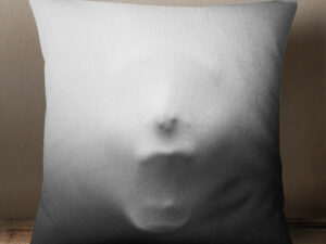 Creepy Screaming Face Pillow.jpg