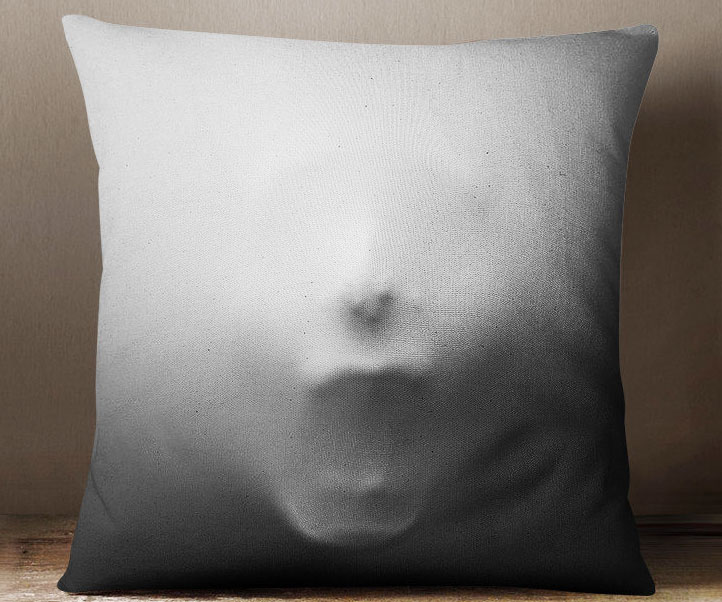 Creepy Screaming Face Pillow