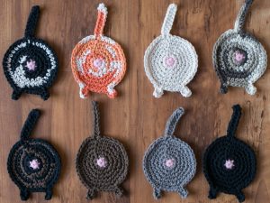 Crochet Cat Butt Coasters | Million Dollar Gift Ideas