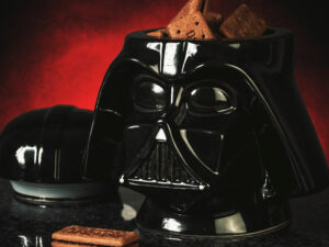 Darth Vader Cookie Jar.jpg