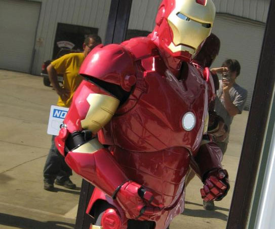 Deluxe Iron Man Costume 1