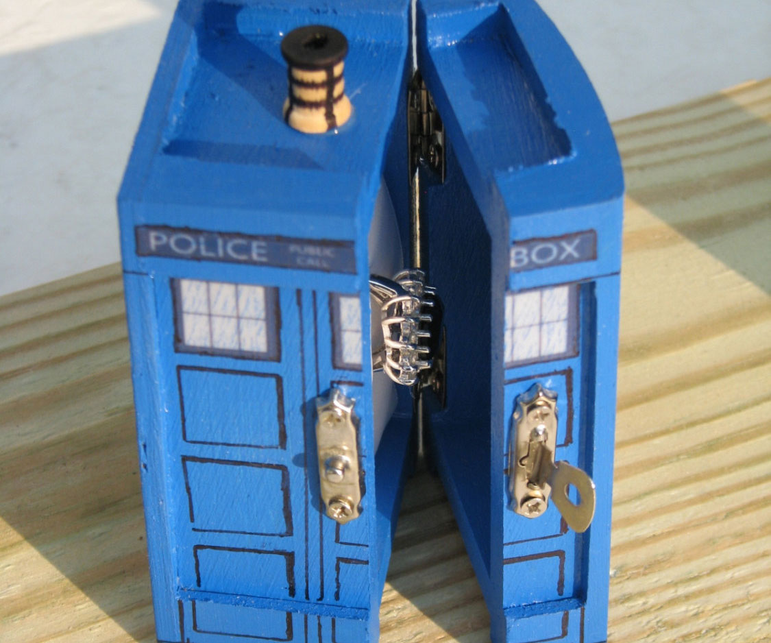 Doctor Who Tardis Jewelry Box 1