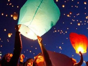 Eco Colored Wish Lanterns | Million Dollar Gift Ideas