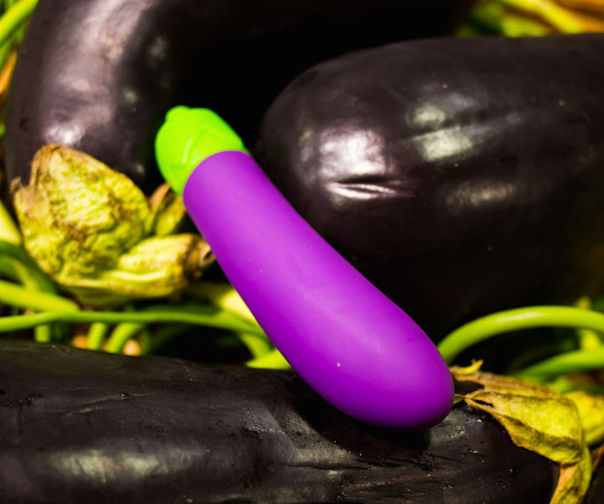 Emoji Eggplant Vibrator 1