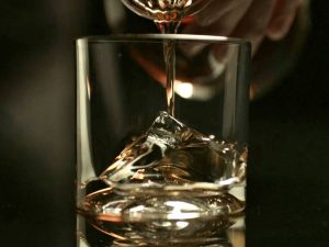 Everest Crystal Whiskey Glasses | Million Dollar Gift Ideas