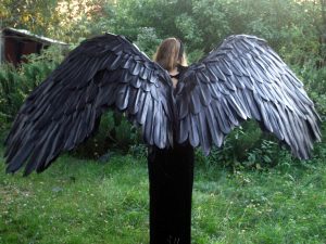 Giant Movable Crow Wings 1
