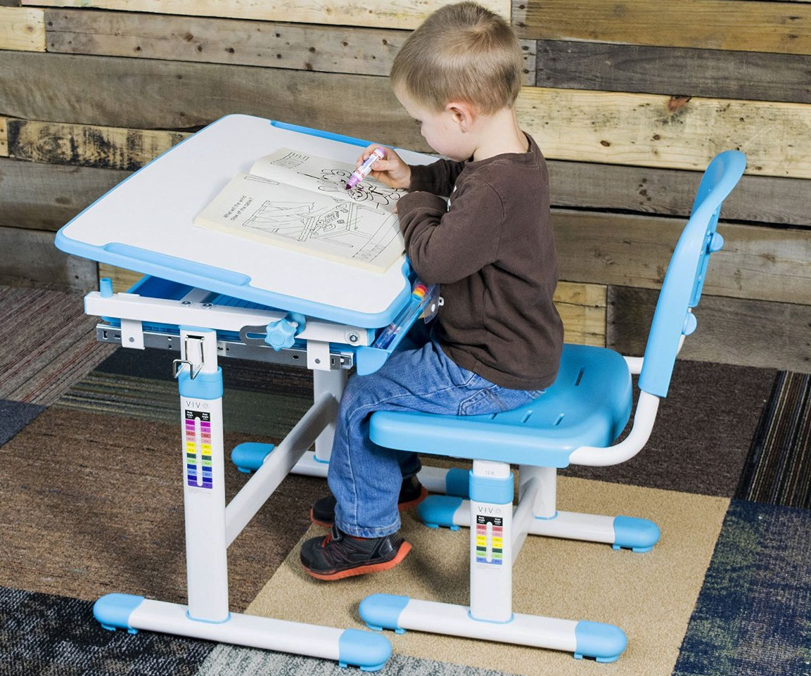 Height Adjustable Childrens Desk 2