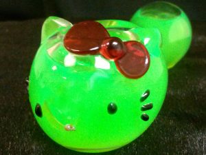Hello Kitty Glass Pipe | Million Dollar Gift Ideas