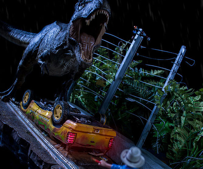 Jurassic Park T Rex Attack Diorama 2