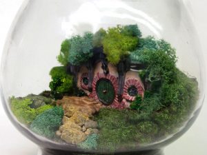 LOTR Hobbit Terrarium | Million Dollar Gift Ideas
