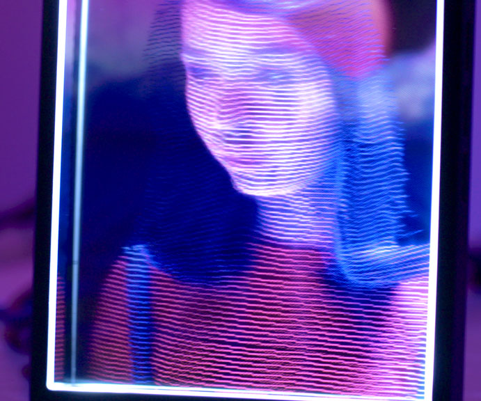 Looking Glass Holographic Portrait