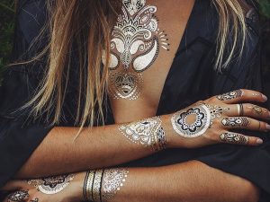 Metallic Henna Tattoos | Million Dollar Gift Ideas