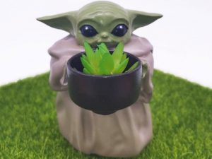 Mini Baby Yoda Planter 1