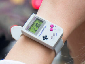 Nintendo Game Boy Watch 1