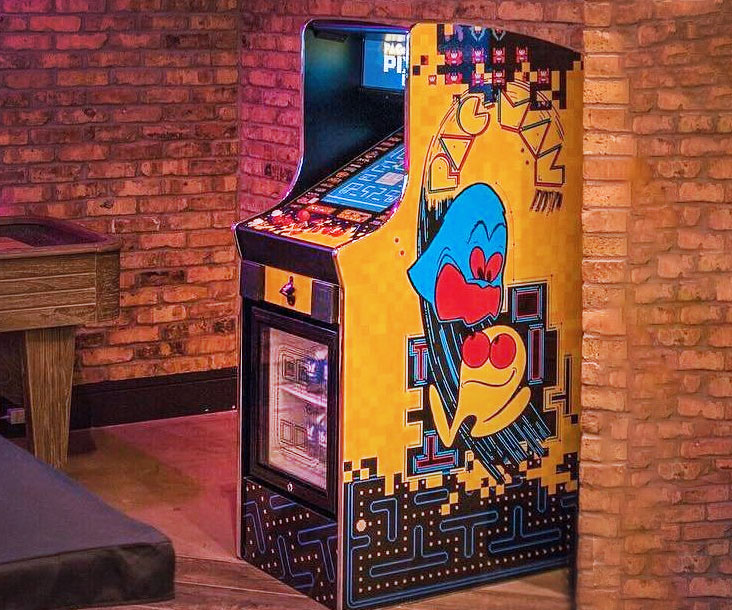 Pac-Man Arcade & Drink Cooler Machine
