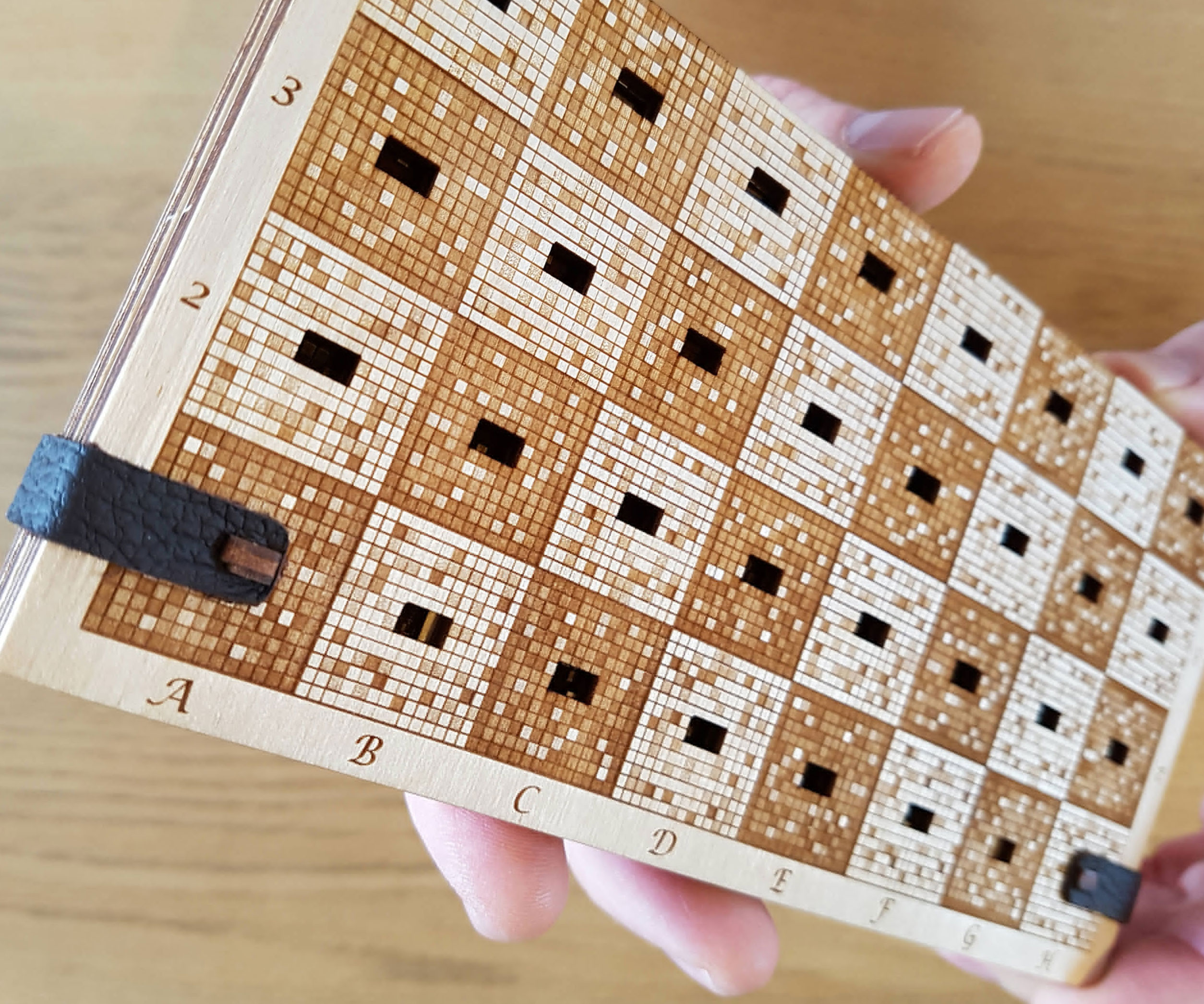 Pixelated Wooden Travel Chess Set 2