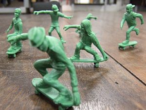Plastic Army Men Skaters | Million Dollar Gift Ideas