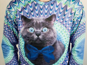 Psychedelic Cat Sweater | Million Dollar Gift Ideas