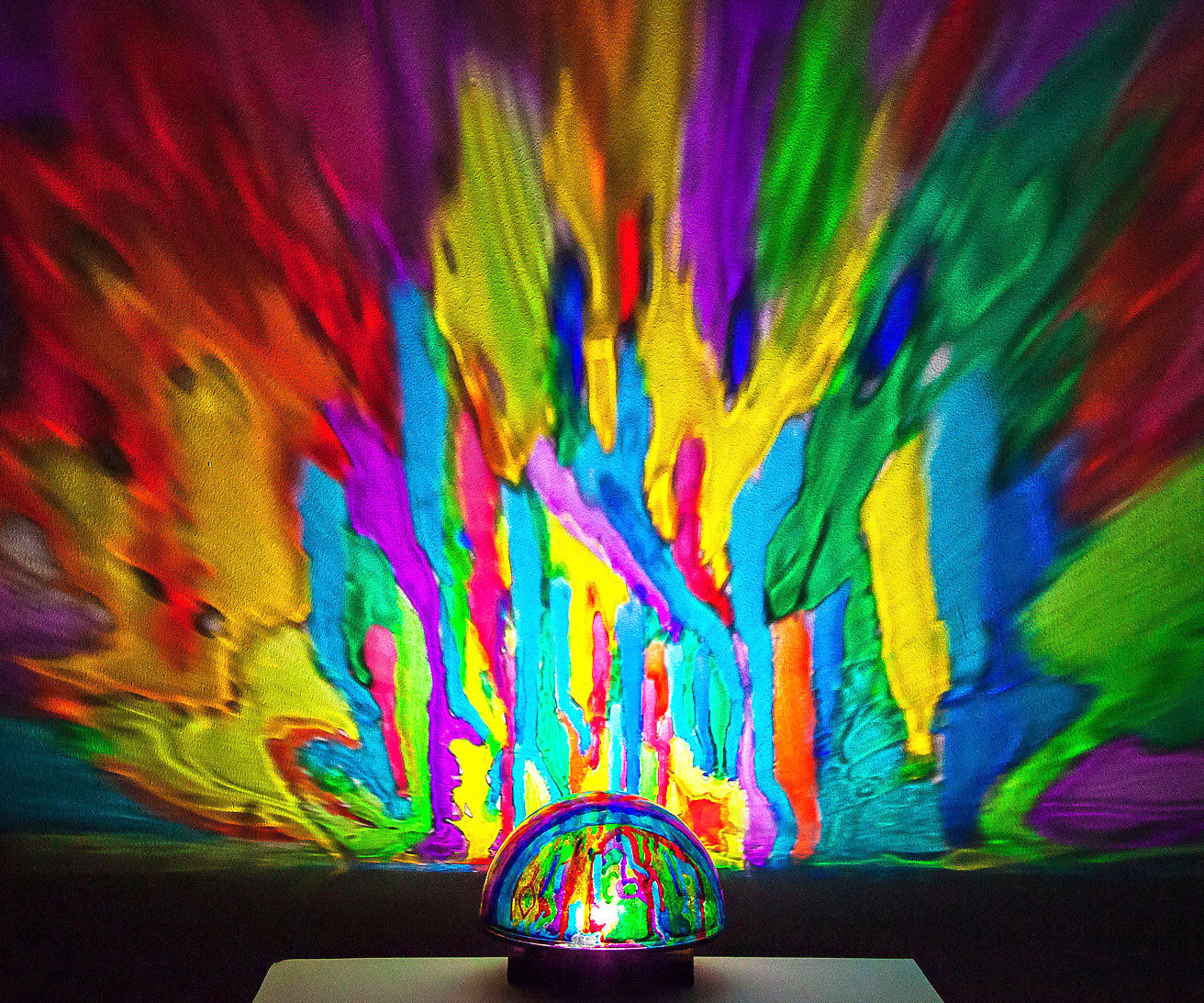 Rainbow Light Projecting Lamp 1