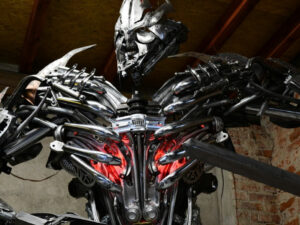 Recycled Metal Robot Sculpture | Million Dollar Gift Ideas
