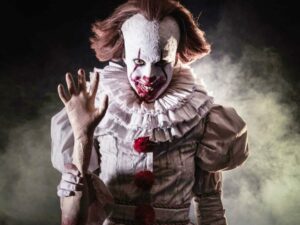 Screen Accurate Pennywise Cosplay | Million Dollar Gift Ideas