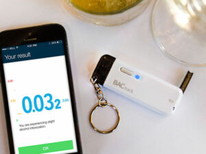 Smartphone Breathalyzer Keychain | Million Dollar Gift Ideas