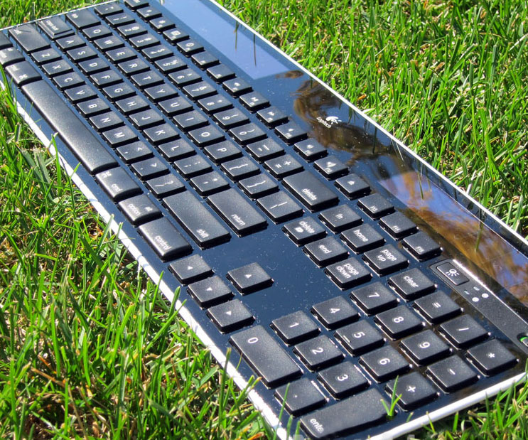 Solar Powered Wireless Keyboard