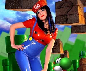 Super Mario Latex Outfit
