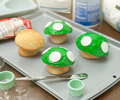 Super Mario Mushroom Cupcake Pan 1