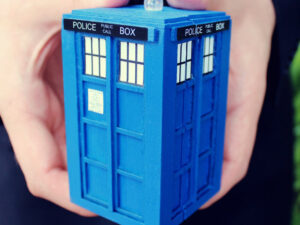 TARDIS Engagement Ring Box | Million Dollar Gift Ideas