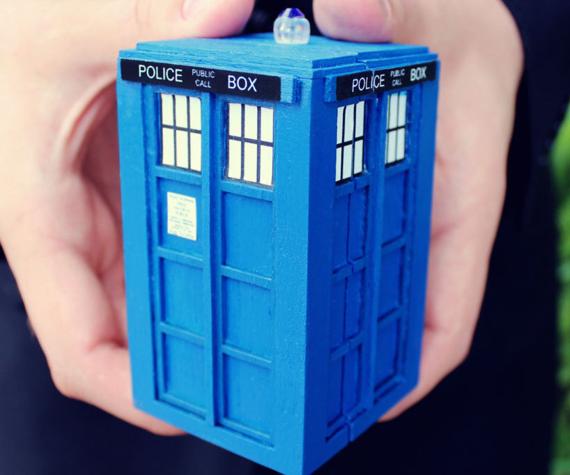 TARDIS Engagement Ring Box