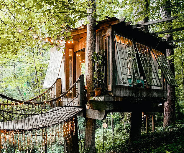 Treehouse Cabin Rental