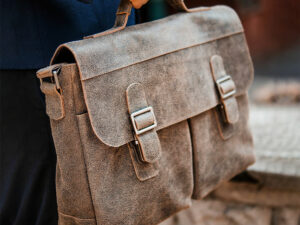 Tropaeis Leather Khaki Messenger Bag | Million Dollar Gift Ideas