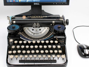 USB Typewriter | Million Dollar Gift Ideas