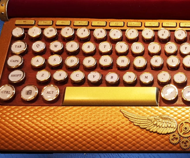Vintage Styled Wireless Keyboard 1