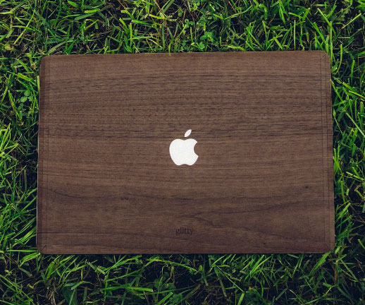 Walnut Macbook Cover 1